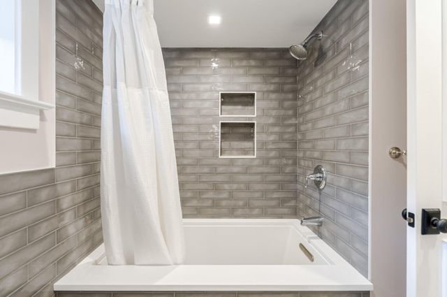 4910 BRANDYWINE ST NW, Washington, DC 20016