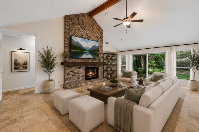 2505 ROYAL LYTHAM DR, Austin, TX 78747