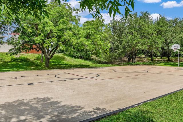 2505 ROYAL LYTHAM DR, Austin, TX 78747