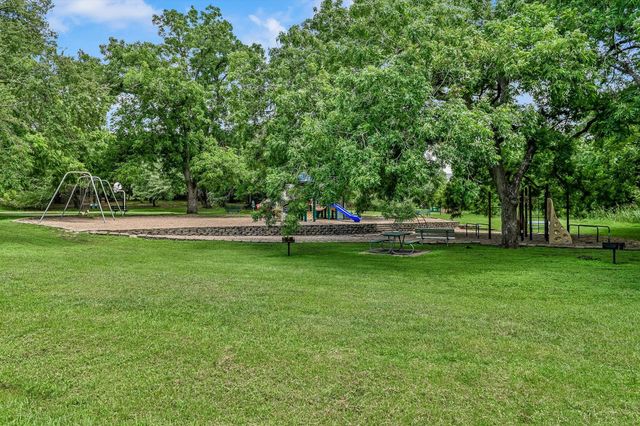 2505 ROYAL LYTHAM DR, Austin, TX 78747