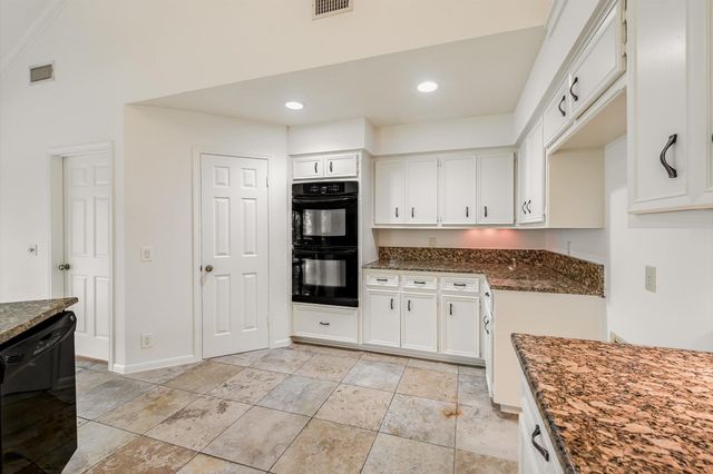 2505 ROYAL LYTHAM DR, Austin, TX 78747