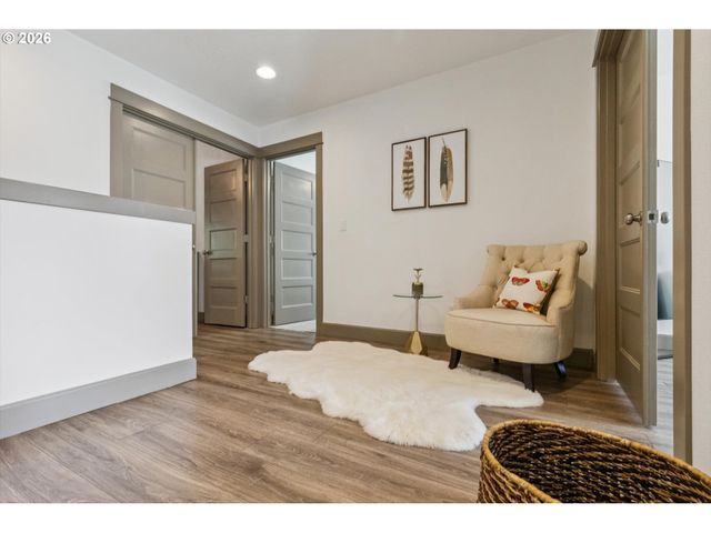 12362 HAMPTON Dr, Oregon City, OR 97045