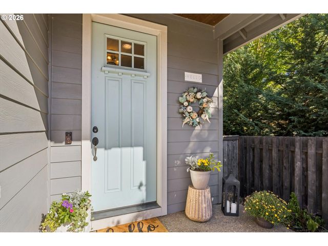 12362 HAMPTON Dr, Oregon City, OR 97045