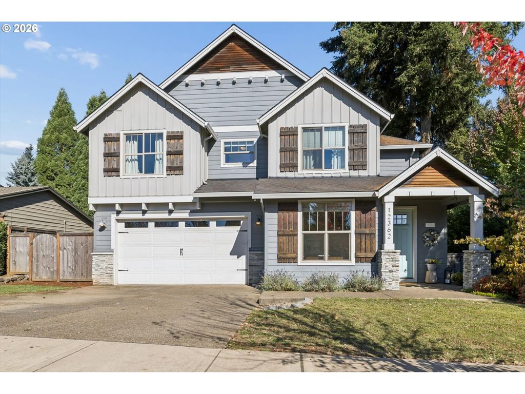 12362 HAMPTON Dr, Oregon City, OR 97045