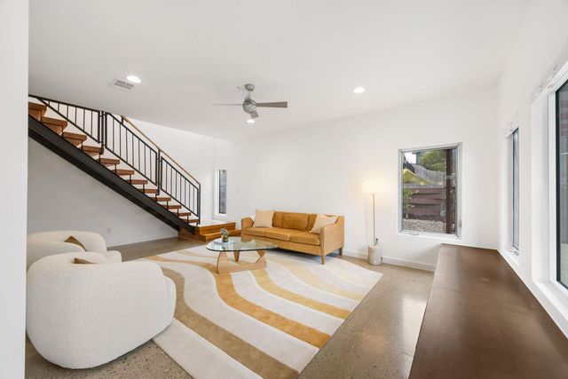 5421 Agatha CIR, Austin, TX 78724