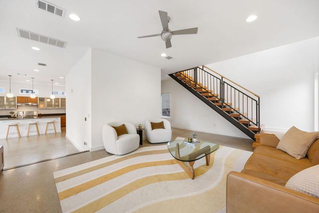5421 Agatha CIR, Austin, TX 78724