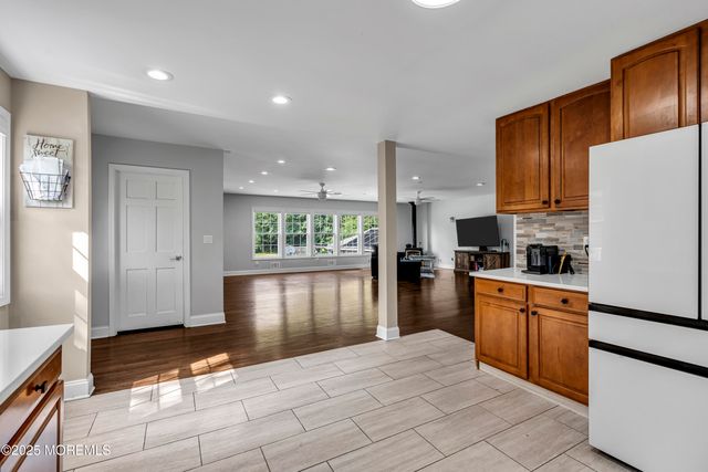 123 Freehold Road, Manalapan, NJ 07726
