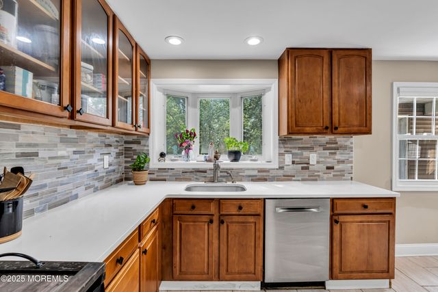 123 Freehold Road, Manalapan, NJ 07726