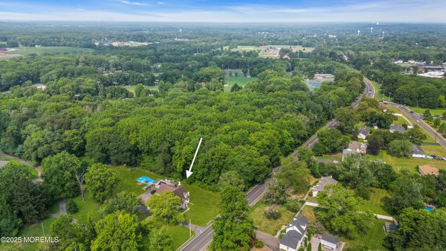 123 Freehold Road, Manalapan, NJ 07726