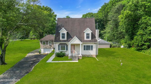 123 Freehold Road, Manalapan, NJ 07726