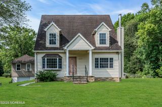 123 Freehold Road, Manalapan, NJ 07726