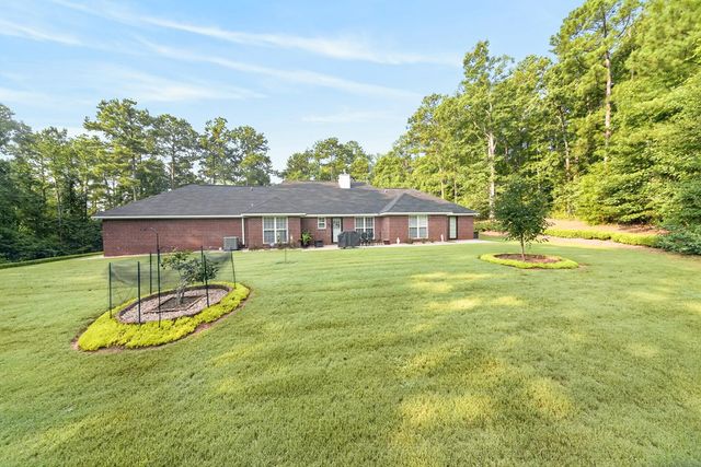 309 Deer Run Drive, Ellerslie, GA 31807
