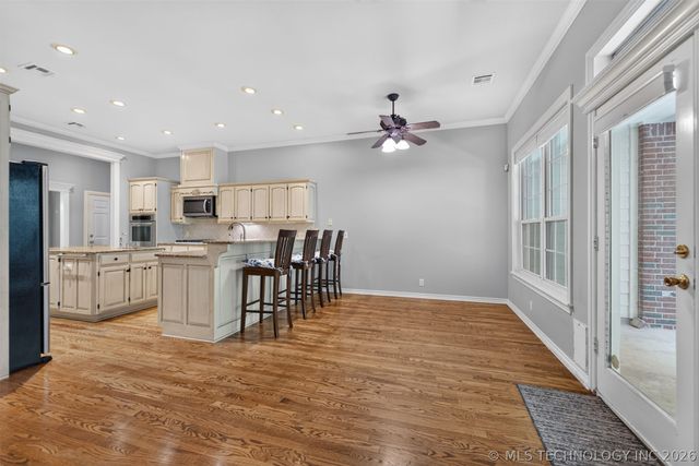 7909 S Juniper Avenue, Broken Arrow, OK 74011