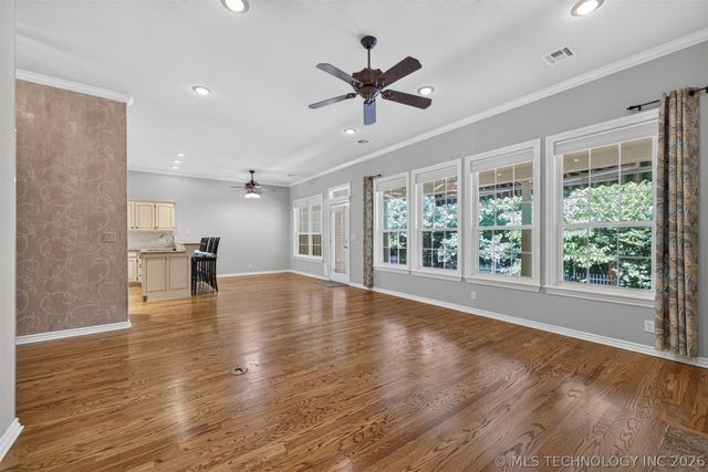 7909 S Juniper Avenue, Broken Arrow, OK 74011