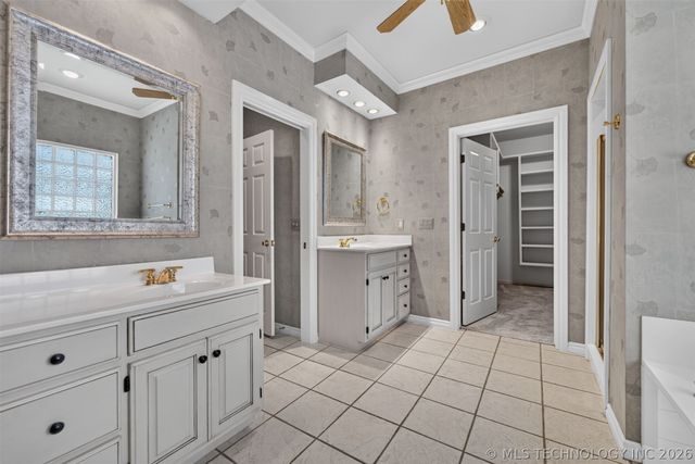 7909 S Juniper Avenue, Broken Arrow, OK 74011