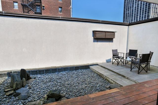 2737 N HAMPDEN Court 3, Chicago, IL 60614
