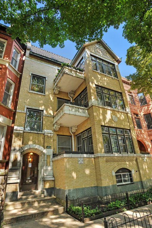 2737 N HAMPDEN Court 3, Chicago, IL 60614