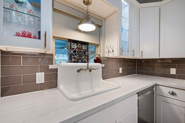 9911 Ironwood Lane, Fairchilds, TX 77469