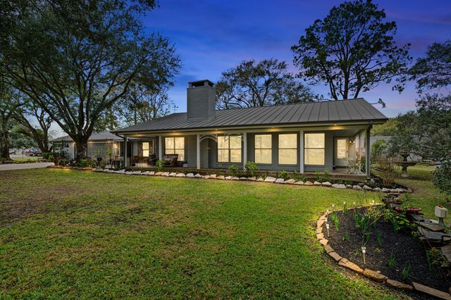 9911 Ironwood Lane, Fairchilds, TX 77469