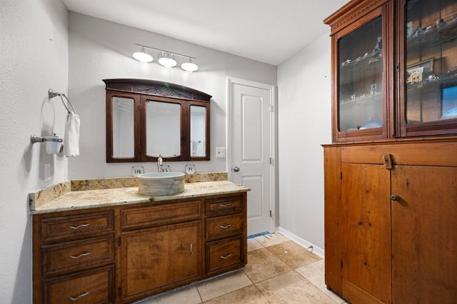 9911 Ironwood Lane, Fairchilds, TX 77469