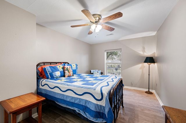 9911 Ironwood Lane, Fairchilds, TX 77469