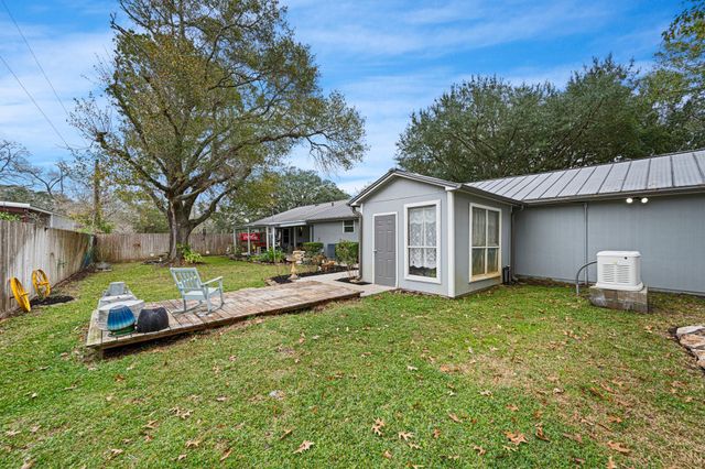 9911 Ironwood Lane, Fairchilds, TX 77469