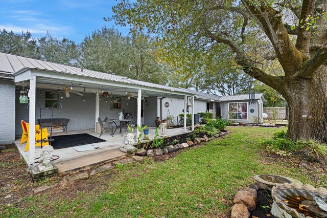 9911 Ironwood Lane, Fairchilds, TX 77469