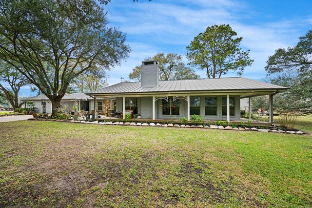 9911 Ironwood Lane, Fairchilds, TX 77469