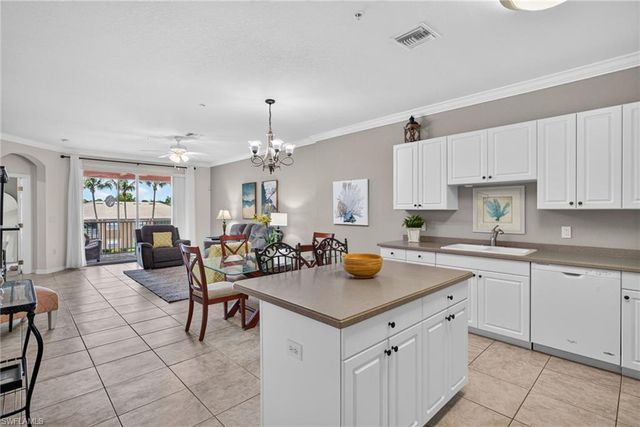 9621 Spanish Moss WAY 3833, Bonita Springs, FL 34135