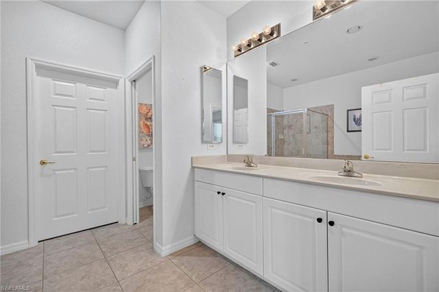 9621 Spanish Moss WAY 3833, Bonita Springs, FL 34135