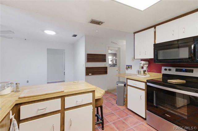 3794 S Alabama Avenue, Homosassa, FL 34448