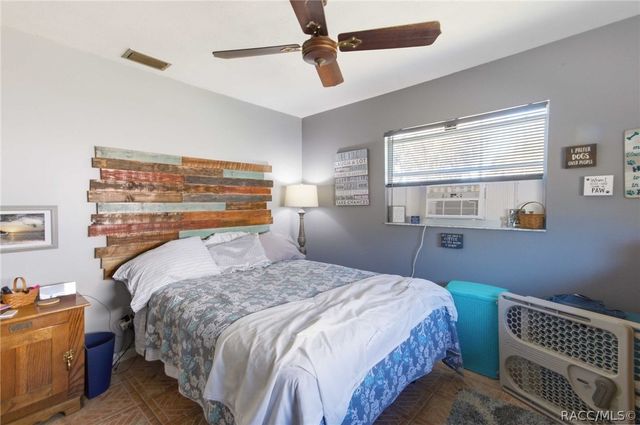 3794 S Alabama Avenue, Homosassa, FL 34448