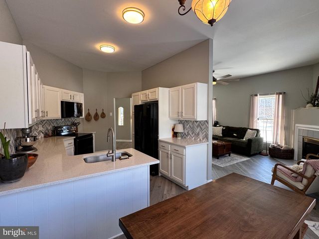 211 NORTHDOWN DR, Dover, DE 19904