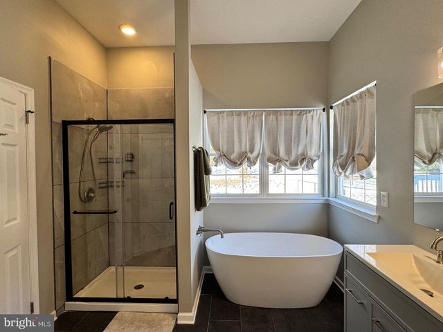 211 NORTHDOWN DR, Dover, DE 19904