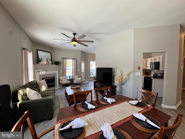 211 NORTHDOWN DR, Dover, DE 19904