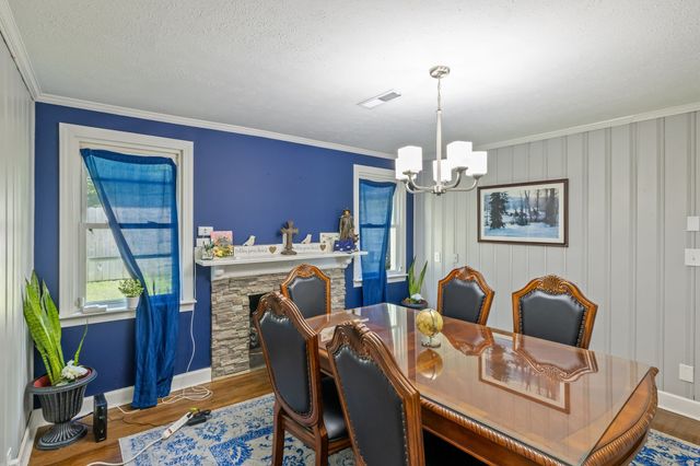 1201 S Graycroft Ave, Madison, TN 37115