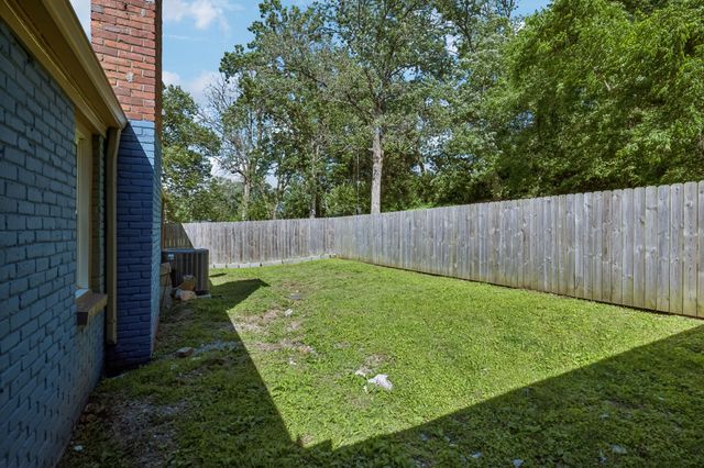 1201 S Graycroft Ave, Madison, TN 37115