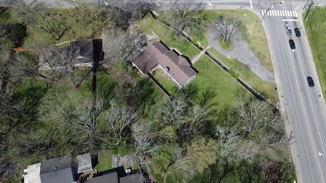 1201 S Graycroft Ave, Madison, TN 37115