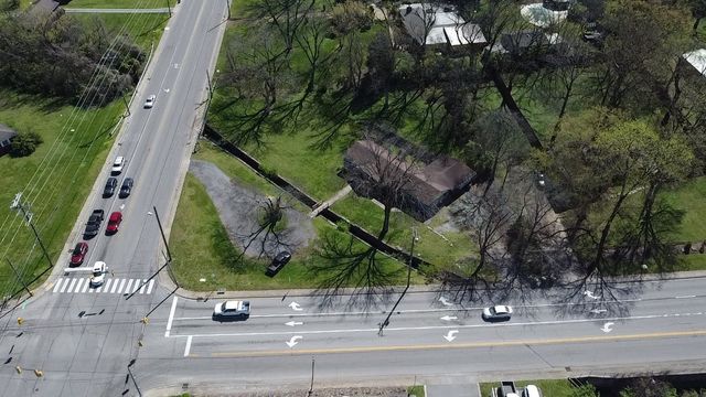 1201 S Graycroft Ave, Madison, TN 37115