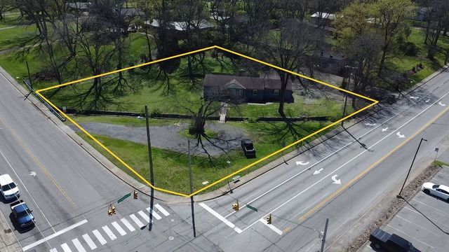 1201 S Graycroft Ave, Madison, TN 37115