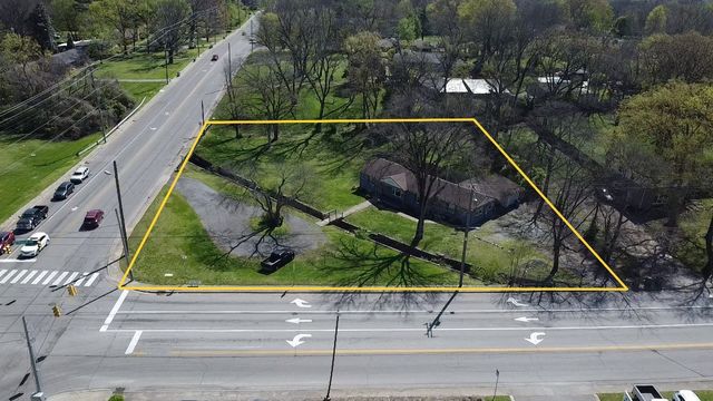 1201 S Graycroft Ave, Madison, TN 37115