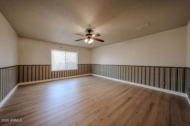 1322 W ASTER Drive, Phoenix, AZ 85029