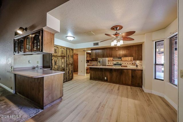 1322 W ASTER Drive, Phoenix, AZ 85029