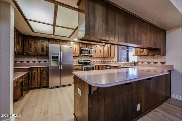 1322 W ASTER Drive, Phoenix, AZ 85029