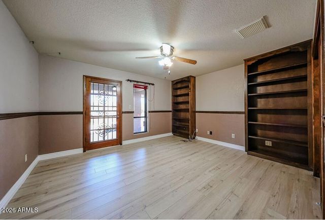 1322 W ASTER Drive, Phoenix, AZ 85029