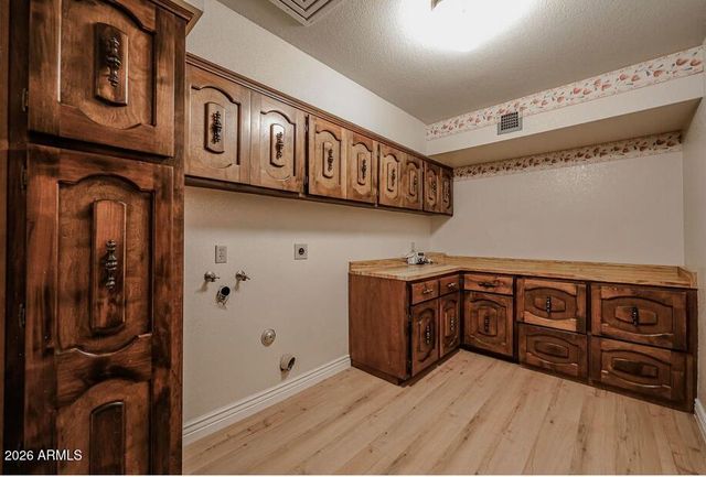 1322 W ASTER Drive, Phoenix, AZ 85029