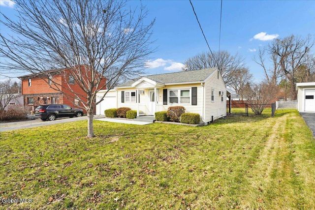 62 Mary Hadge Drive, Colonie, NY 12309
