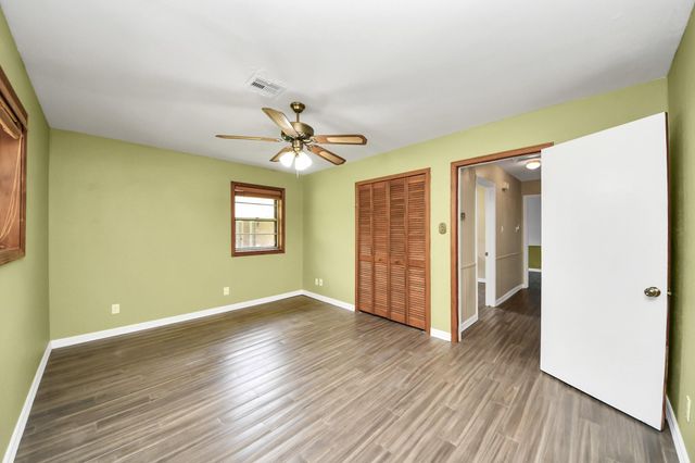 901 Alyse Street, Deer Park, TX 77536