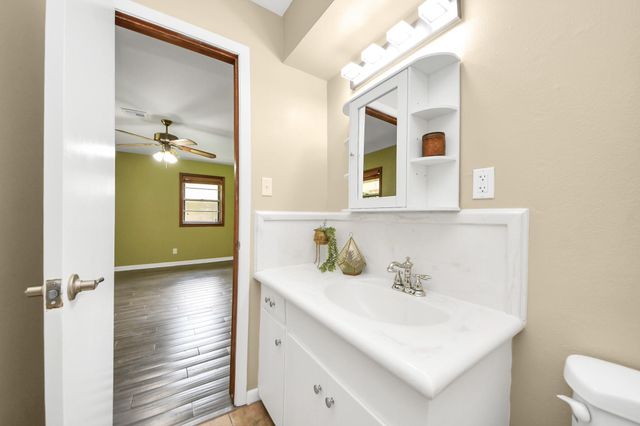 901 Alyse Street, Deer Park, TX 77536
