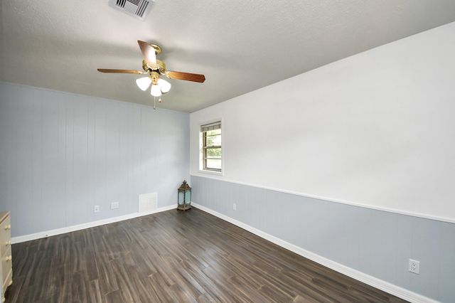 901 Alyse Street, Deer Park, TX 77536